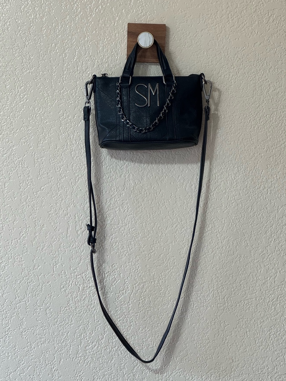 Steve Madden Faux Leather Chain Accent Crossbody Black BMaddi
